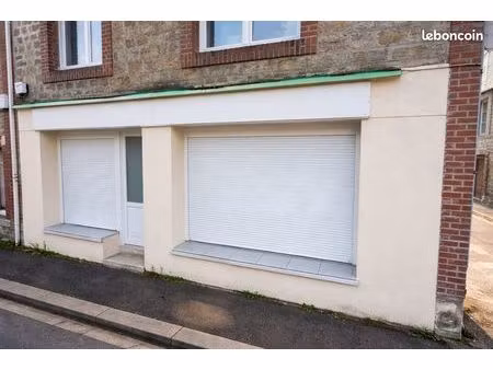 local commercial ~50 m² – proche centre-ville