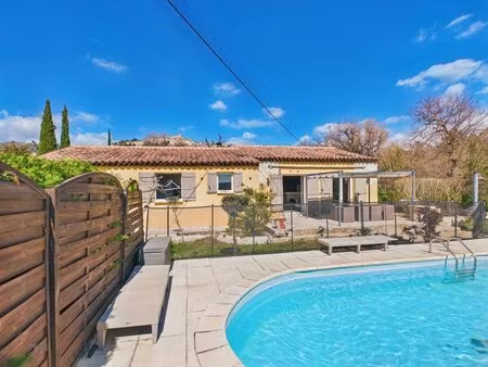 maison avec piscine à callian