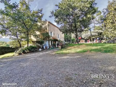 maison 5 pièces 147 m²