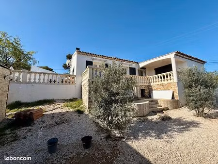 villa 4 pièces 96 m²