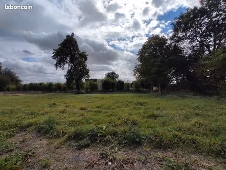 terrain 800 m² fort moville