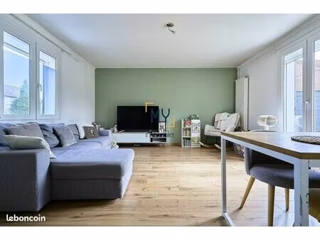 maison 4 pièces 70 m²