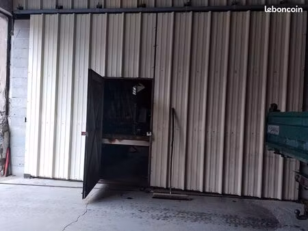 hangar atelier 230 m2