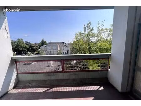 appartement 5 pièces 82 m²