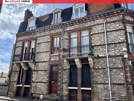 immeuble 17 pièces 328 m²
