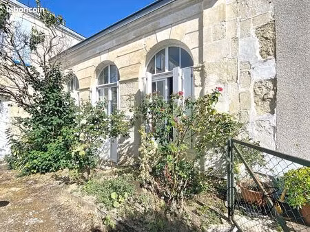 immeuble 196 m² saint-maixent-l'école