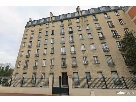 studio 1 pièce 19 m²