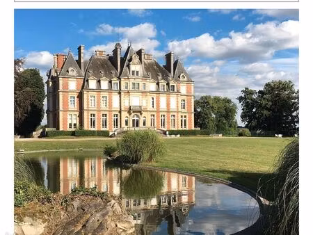 appartement meublé dans un château - 55 m2 - cadre exceptionnel  parc  piscine  tennis