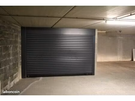 garage / box 13m2 angers
