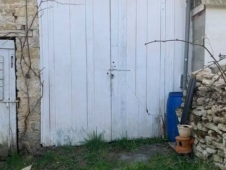 garage de 12 m² à estouy