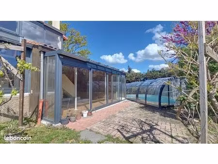 maison 8 pièces 140 m²