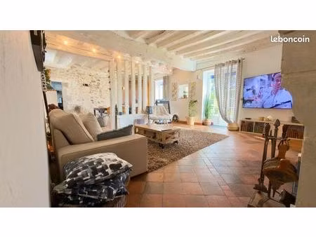 maison 144 m2 - double garage - dépendances