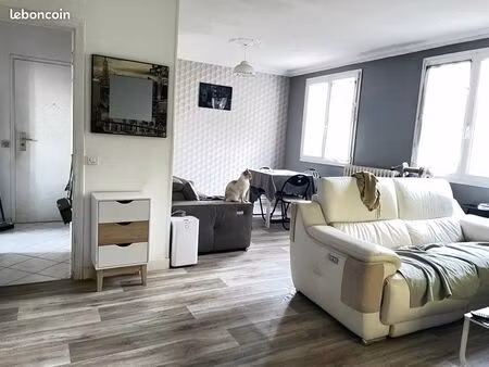 appartement 3/4 pieces