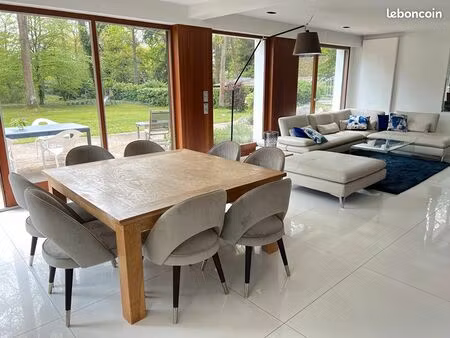 propriété 7 pièces 245 m²