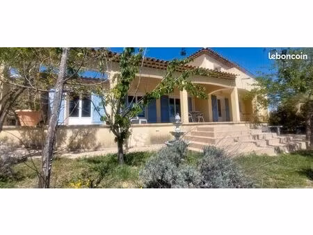 villa exceptionnelle sous-côte pour expatriation