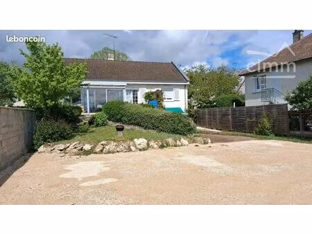 maison 9 pièces 174 m²