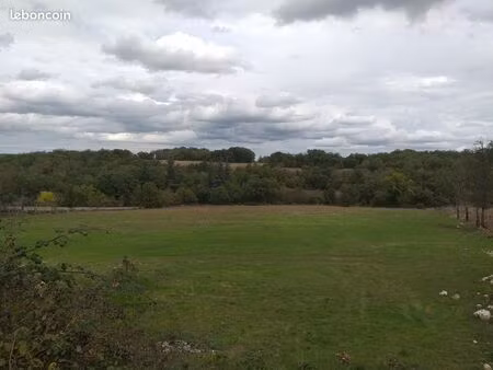 terrain de 10000m² avec cu à aujols