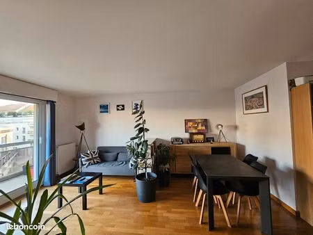 appartement 2 pièces 51m²