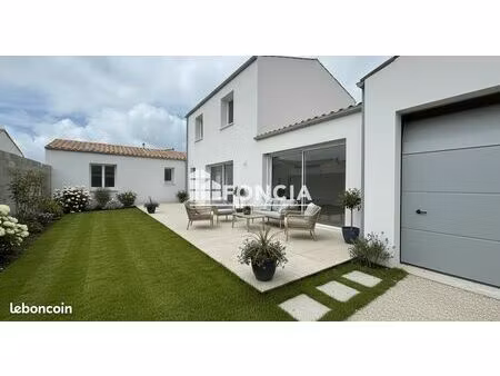 centre bourg  écoles  commerces et services à proximité