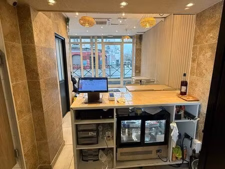 restaurant fast food