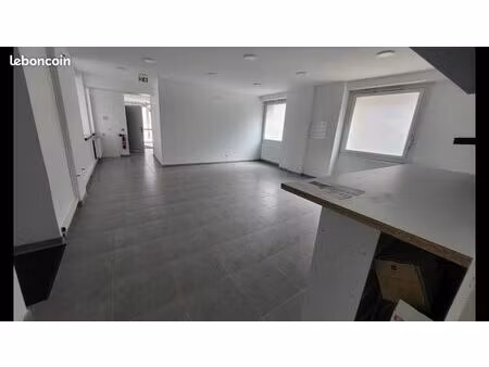 local commercial à louer