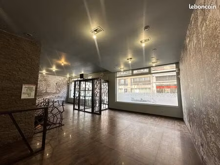 local commercial 265 m² valenciennes