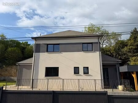 maison moderne - 5 pièces