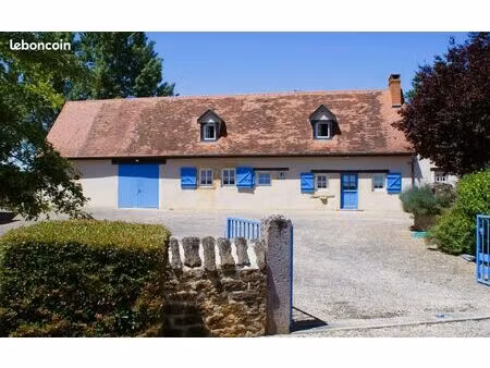 longère 6 pièces 219 m²