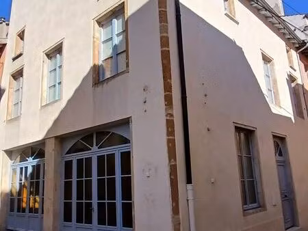 jolie maison de ville