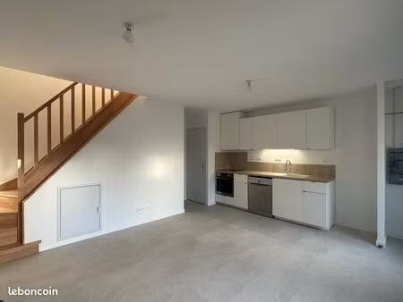 maison de ville 2 chambres