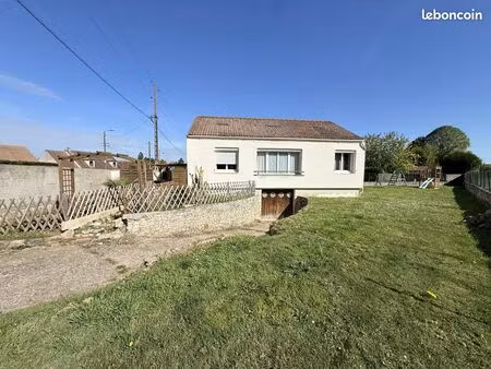 vente | maison | 4p | 2ch | 70 m² | villemer | terrasse