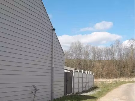 maison 210 m² -pelouse - hangar agri - pature