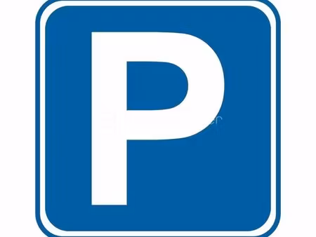 clichy - place de parking sécurisée en rez-de-chaussée