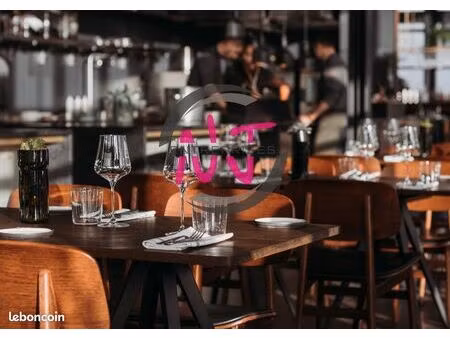 local 118 m² angers