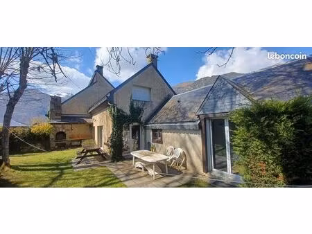 charme instantané pour cette maison située à bourisp  à l’entrée de saint-lary-soulan. pou