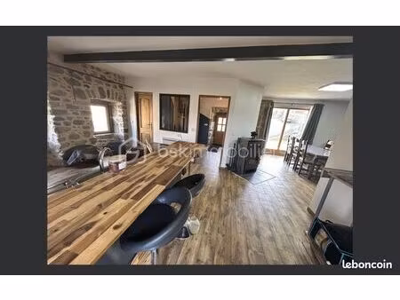 gîte 6 pièces 128 m²