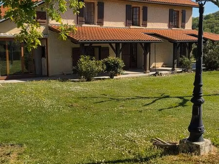maison avec vue imprenable sur les pyrénées ?️