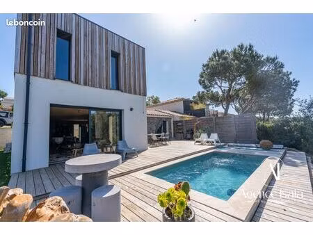 villa 3 pièces 103 m²