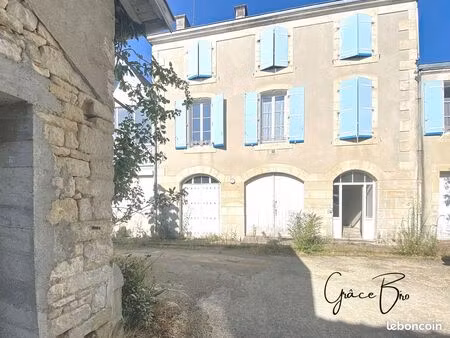 immeuble 209 m² saint-maixent-l'école