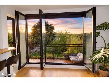 grand studio optimisé - balcon - vue exceptionnelle