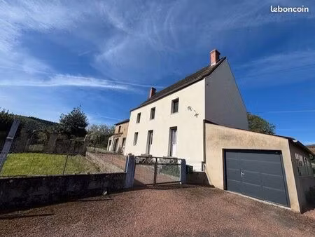 longère 4 pièces 123 m²