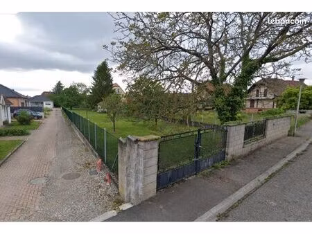 terrain constructible 775m2