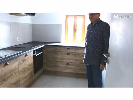 bel appartement de 45 m2 - 60m2 au sol