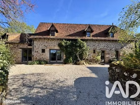 maison 4 pièces 181 m²