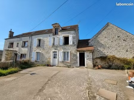 maison 7 pièces 161 m²