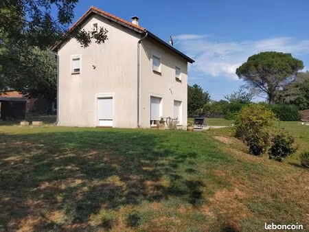 maison avec jardin au calme