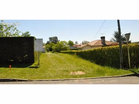 terrain 501 m² odars