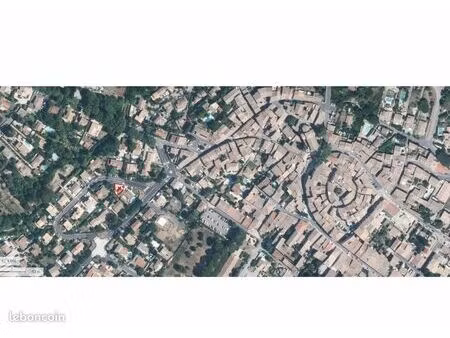 terrain viabilisé – 185 m²