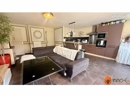 appartement 3 pièces 65 m²