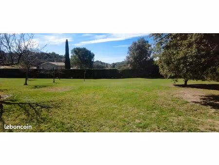 terrain à bâtir de 1000m2